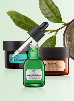 Three products: purifying mask, Drops of Youth and Kukui cream